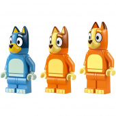 LEGO Bluey - Blueyn perheen autoretki rannalle LEGO Bluey - Blueyn perheen autoretki rannalle