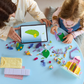 LEGO Gabby's Dollhouse - Karamellivuori ja Kisupuutarha LEGO Gabby's Dollhouse - Karamellivuori ja Kisupuutarha