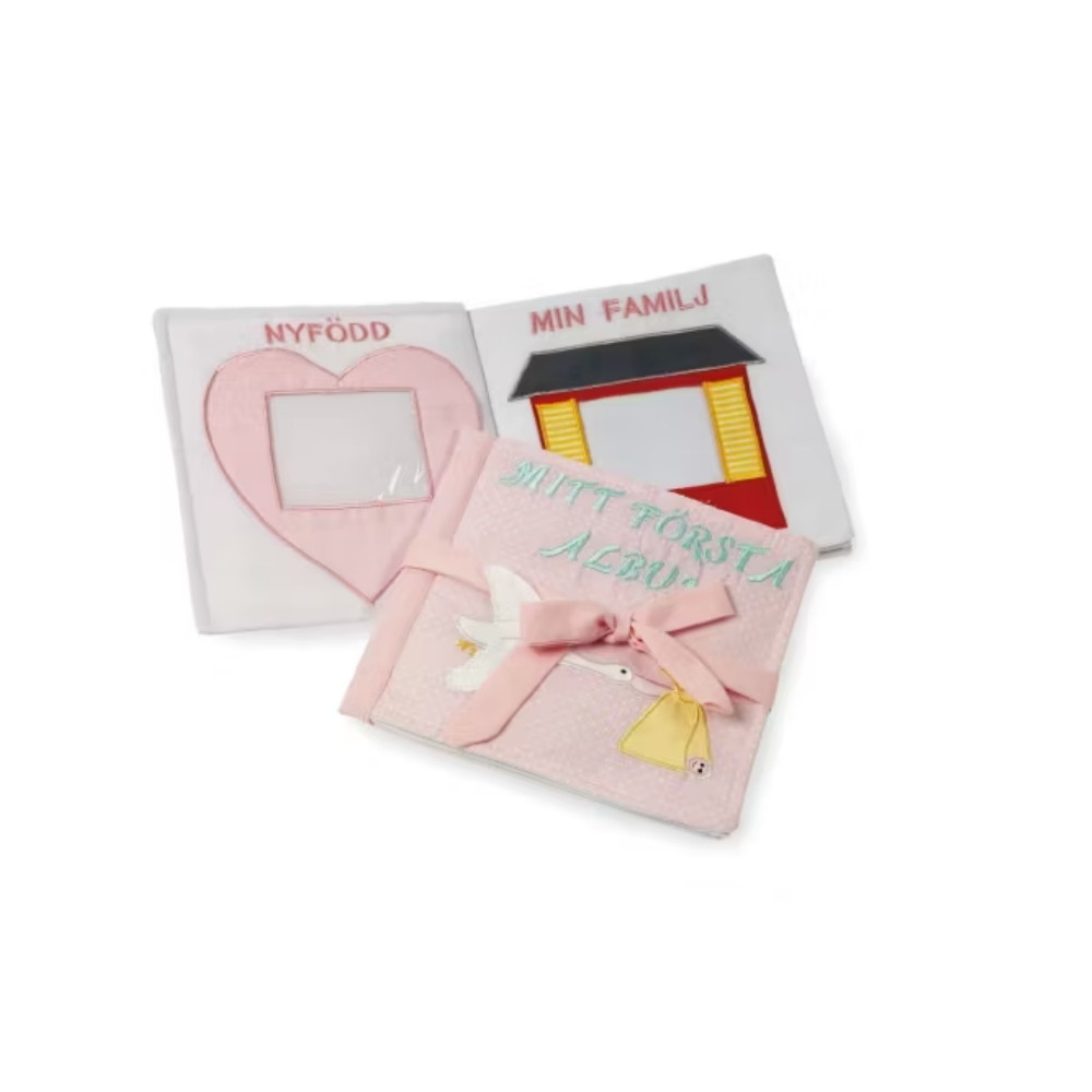 Ensimmäinen Albumini Pink