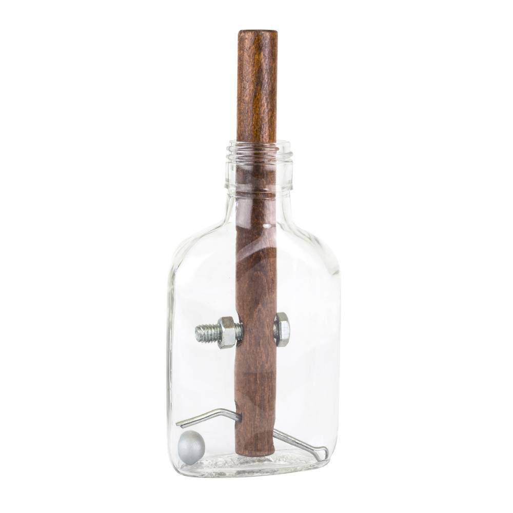 Great Minds: Churchills Cigar And Whisky Bottle Puzzle