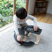 PlanToys Race N Play Autotalli PlanToys Race N Play Autotalli