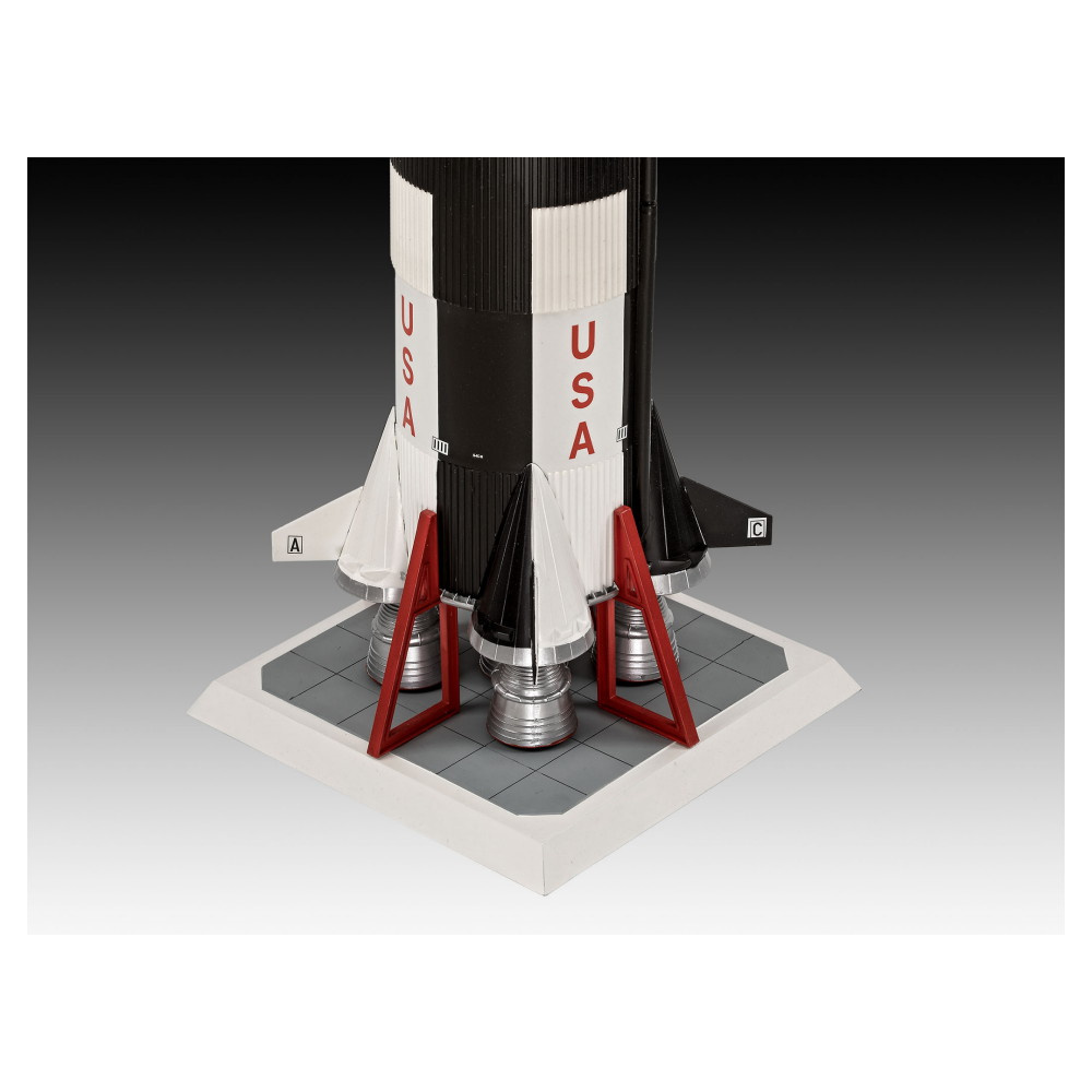 Revell - Apollo 11 Saturn V Rocket 1:96