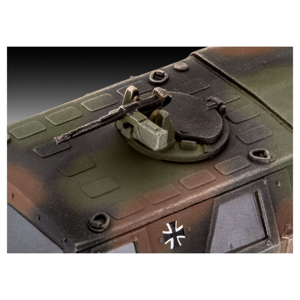 Revell - ATF Dingo 1 1:72 - 65 Pcs