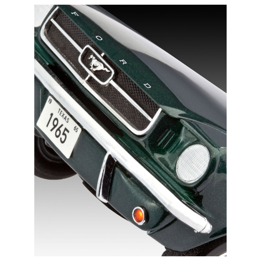 Revell  - '65 Ford Mustang 2+2 Fastback 1:24 - 82 Pcs