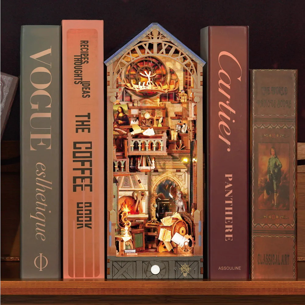 Tonecheer Book Nook - Leonardo da Vinci
